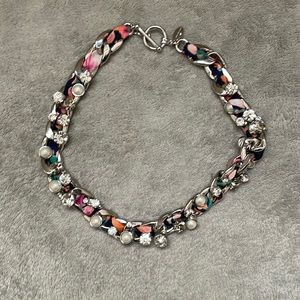 Choker style Ann Taylor
